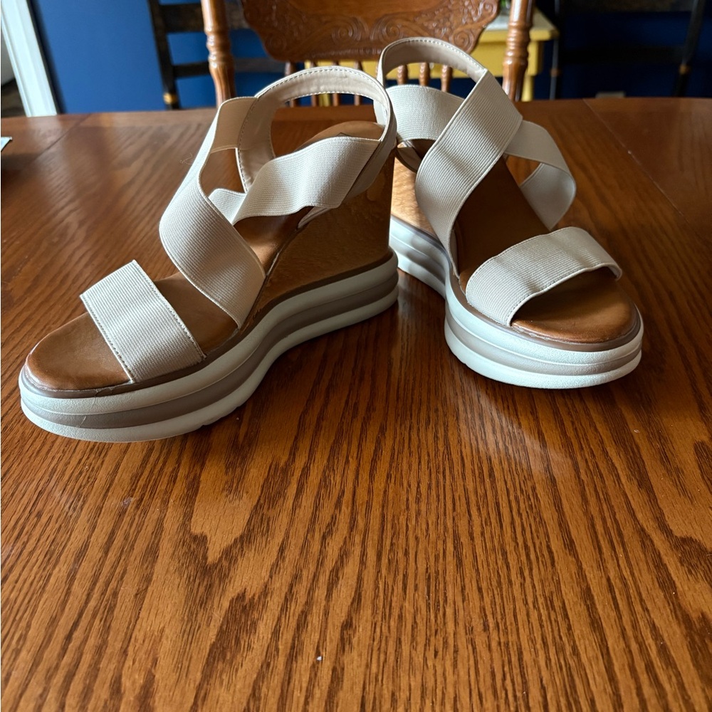 Stylish Cream Wedge Sandals